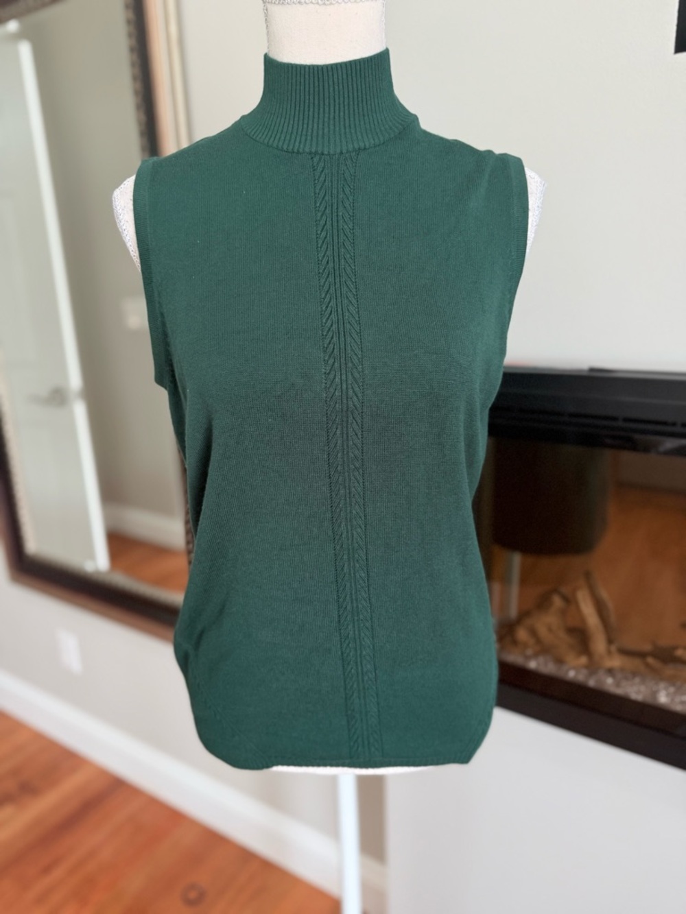 Tahari Evergreen Sleeveless Knit Mock Neck Top